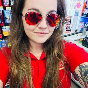 Meet your Posher, Meghann